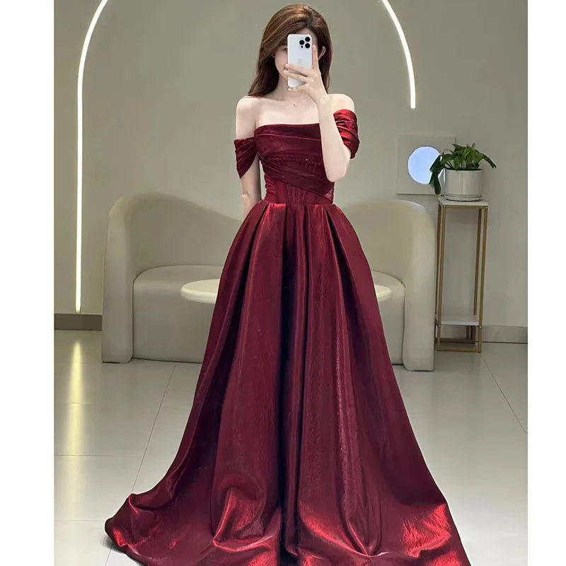 Summer New Red Satin High Quality Silky One Shoulder Sexy Simple Waist Elegant Wedding Dress