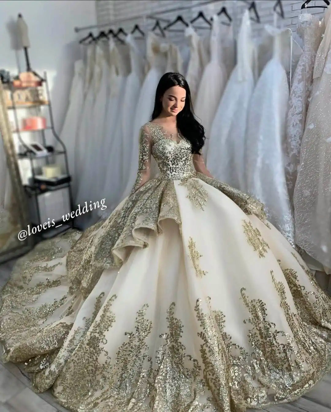 NE218 Vintage Lace Ivory With Gold Lace Long Sleeves Wedding Dress Turkey Wedding Ball Gowns Sparkly Bride Dress