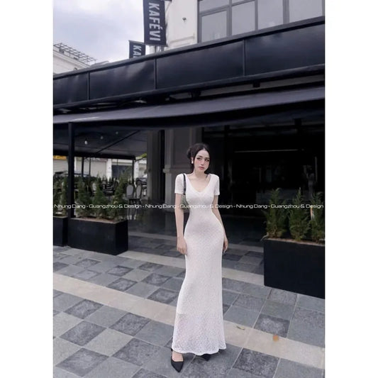 Elegant Lace Bodycon Maxi Dress for Wedding Guests-Available in Wholesale