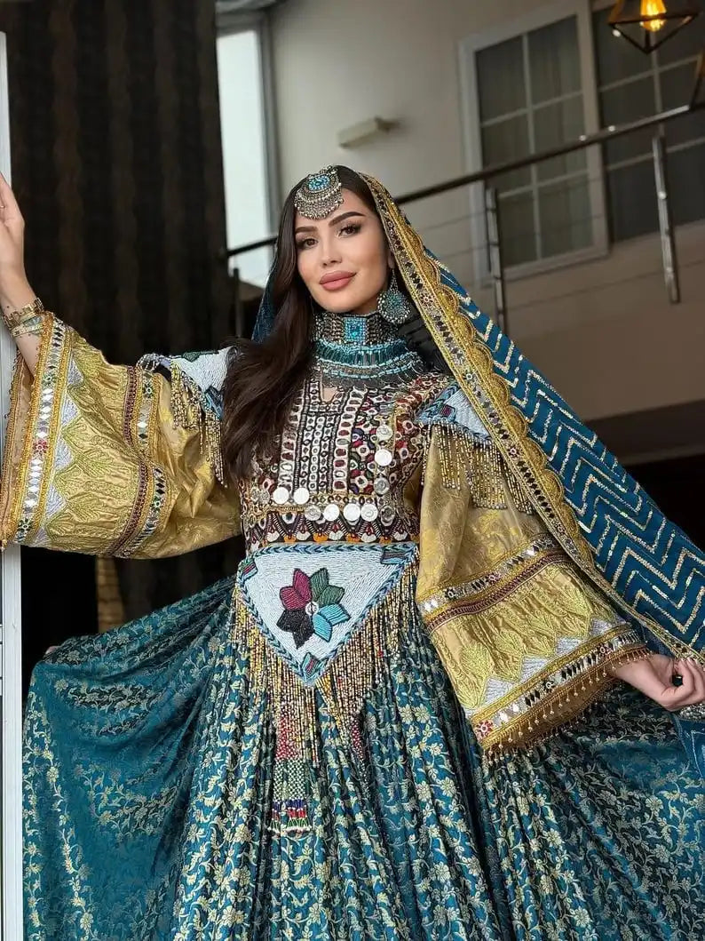 Customized Afghan Kuchi Vintage Dresses Heavy Embroidery Long Sleeve Wedding Party Wear Floor Length Afghani Dress Women Adults