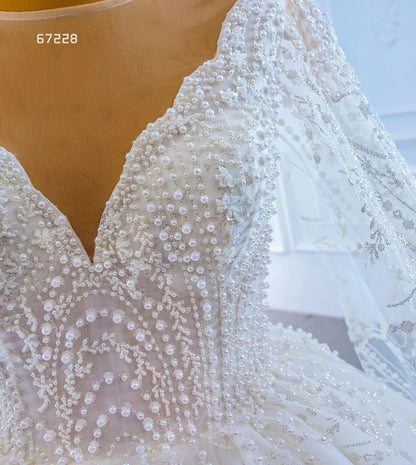 Feishiluo Luxury Wedding Dress O-Neck Ball Gown Long Sleeves Chapel Train Embroidery Appliques Floral Print Beaded Lace Crystals