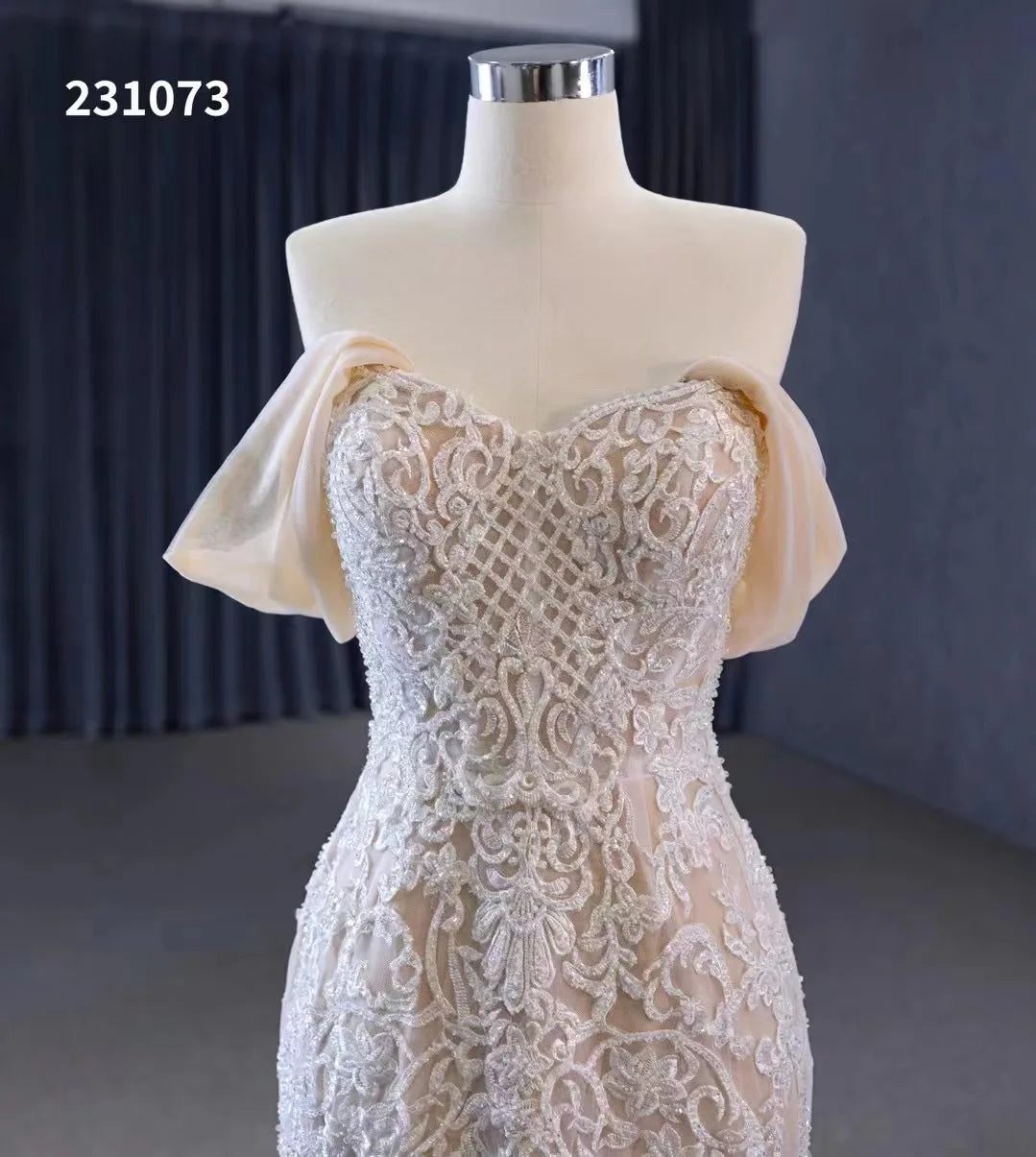 Feishiluo Modern Luxurious Mermaid Wedding Dress All Bead Removable Off-Shoulder with Lace Decoration Appliques and Embroidery
