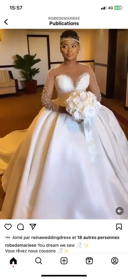 S8762F 2026 Bohemian Style Royal Wedding Dress Off-Shoulder Design with Big Tail Chapel Train Luxurious Lace Hepben Collection