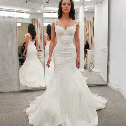 FA281 Spaghetti Straps Sweetheart Tulle Mermaid Wedding Dresses Fashion Appliques Bride Dresses African Wedding Gowns Backless