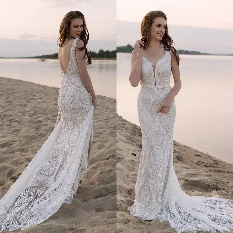 13508# Chic Spaghetti Straps V-Neck Sleeveless Backless Mermaid Lace Simple Bohemian Beach Wedding Dress Bridal Gown