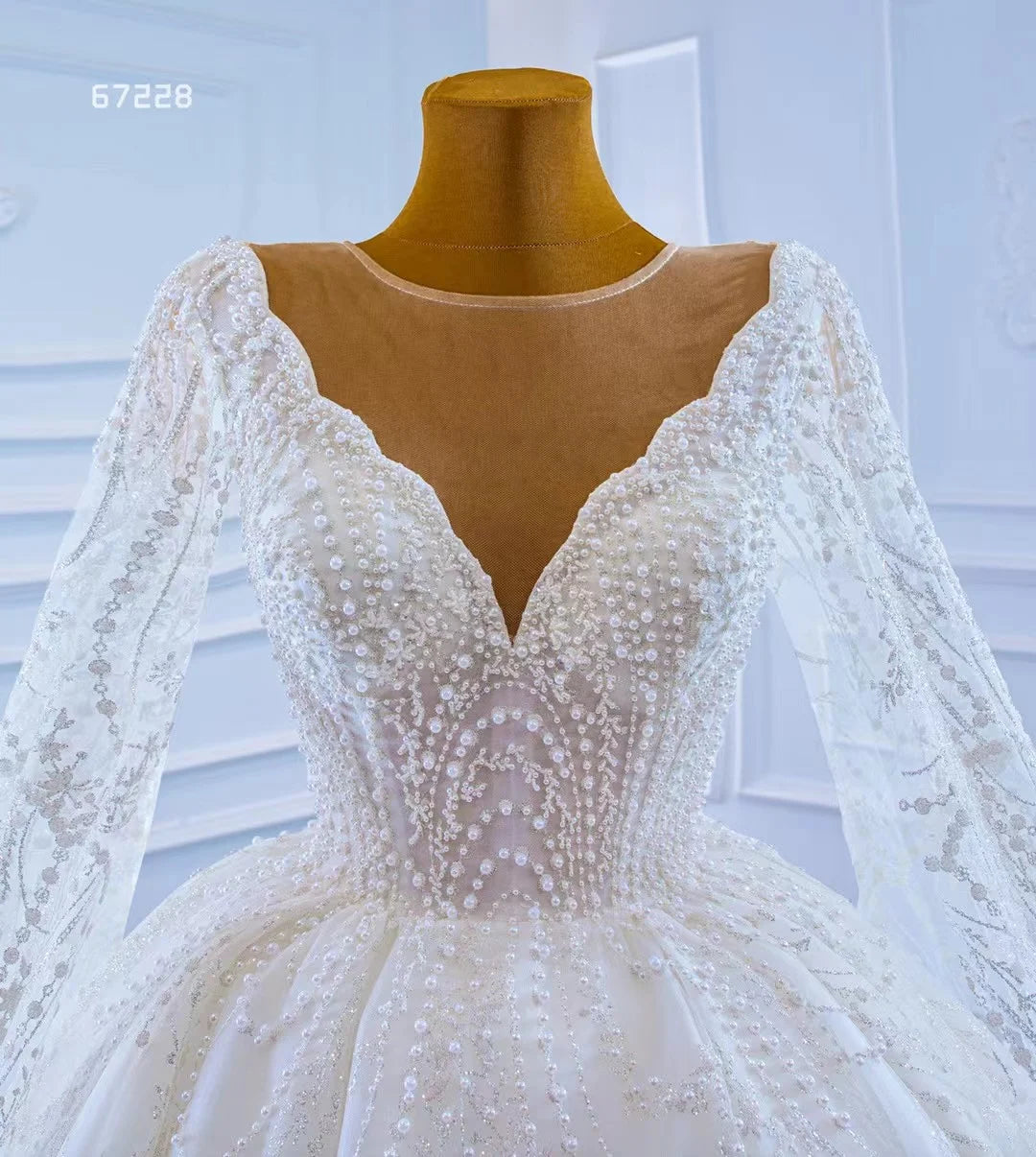 Feishiluo Luxury Wedding Dress O-Neck Ball Gown Long Sleeves Chapel Train Embroidery Appliques Floral Print Beaded Lace Crystals