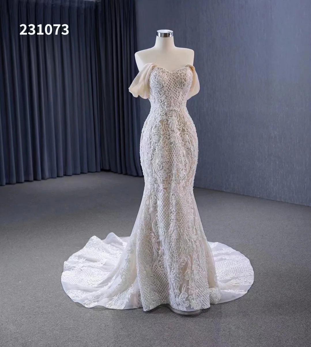Feishiluo Modern Luxurious Mermaid Wedding Dress All Bead Removable Off-Shoulder with Lace Decoration Appliques and Embroidery