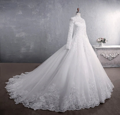 Customizable American Lace Vintage Empire Bridal Dress Zipper Back Stand Collar Long Sleeve Large Tail Plus Size Muslim Wedding