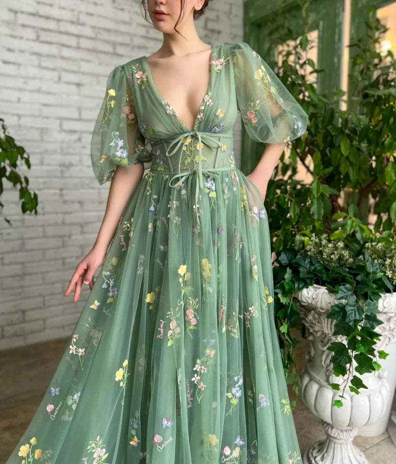 Custom Pastrol V-neck Puffy Sleeve Appliques A-line Wedding Gown Birthday Party Dress for Plus Size Women Prom Evening Dresses