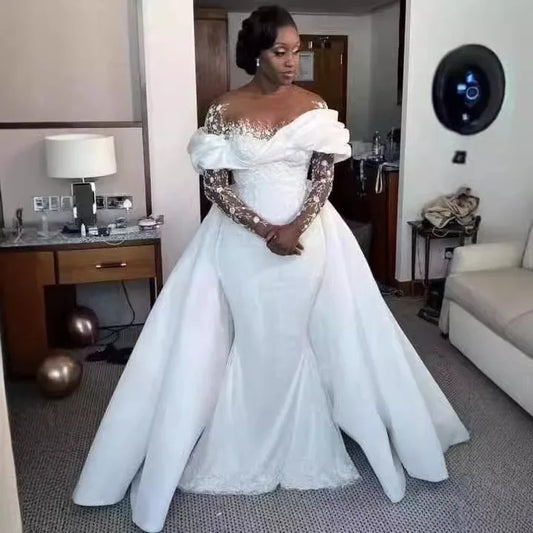 Modern 2-in-1 Plus Size Wedding Dress with Detachable Train New Design African Lace Decorations