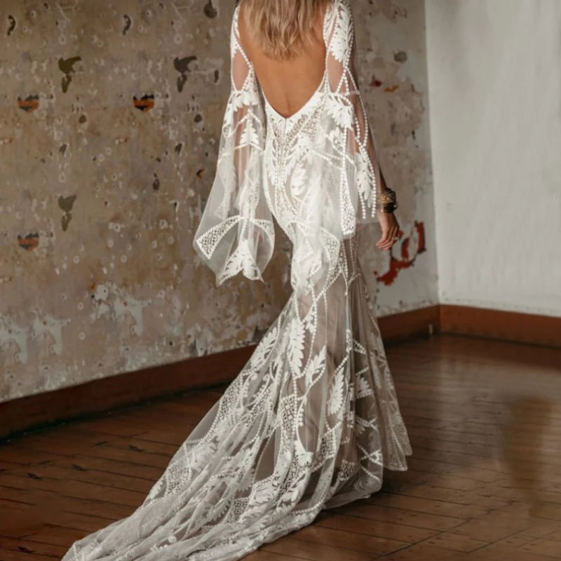 4515# Sexy Long Flare Sleeve Mermaid Wedding Dress 2022 Illusion Tulle V-Neck Appliques Bridal Gown Lace Backless Sweep Train