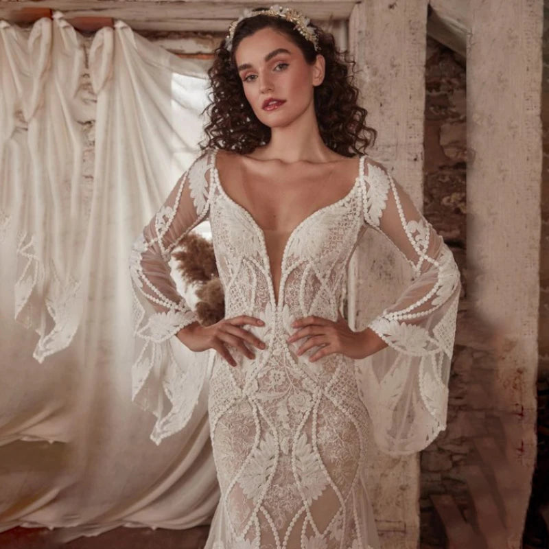 4515# Sexy Long Flare Sleeve Mermaid Wedding Dress 2022 Illusion Tulle V-Neck Appliques Bridal Gown Lace Backless Sweep Train