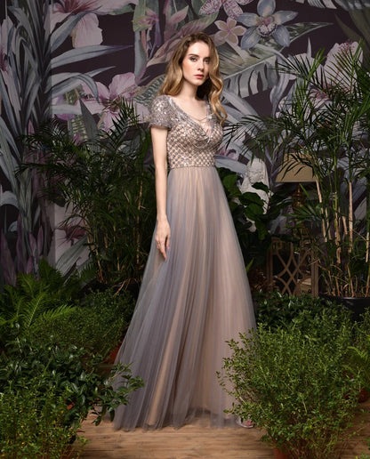 Elegant Evening Dress Short Sleeves Delicate Beaded Gray Tulle Ladies Long Evening Party Wear Gown