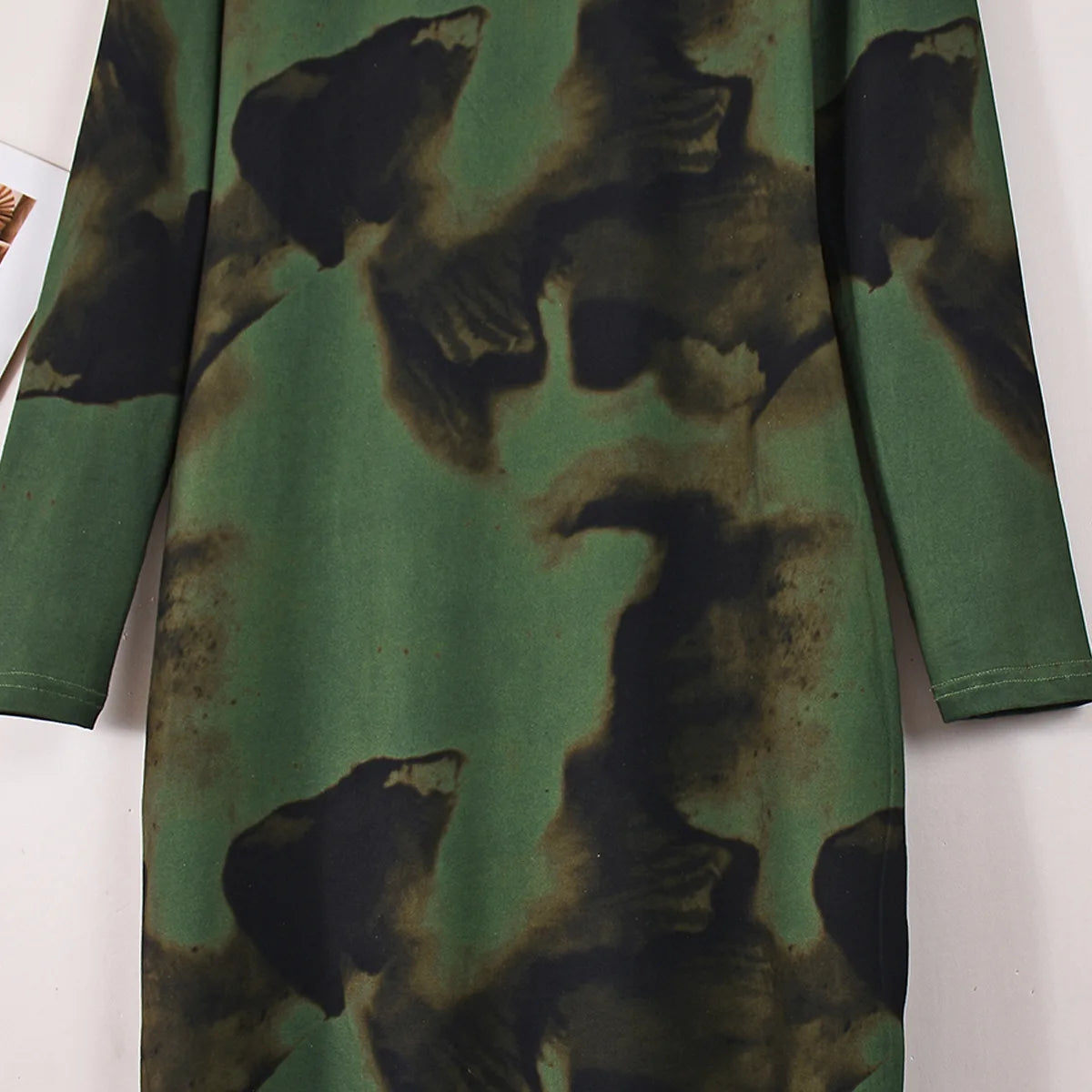 BR6013 Women's Vintage Printed Stretchy Dress Empire Waist Crew Neck Long Skirt Anti-Static Polyester Spandex