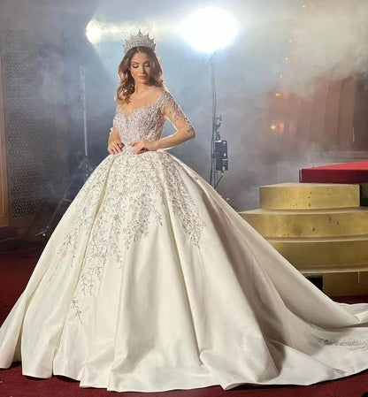 NEW ARRIVAL Plus Size Luxury Wedding Dress Beaded Wedding Dresses for Women Luxury Elegant Luxury Wedding Dress