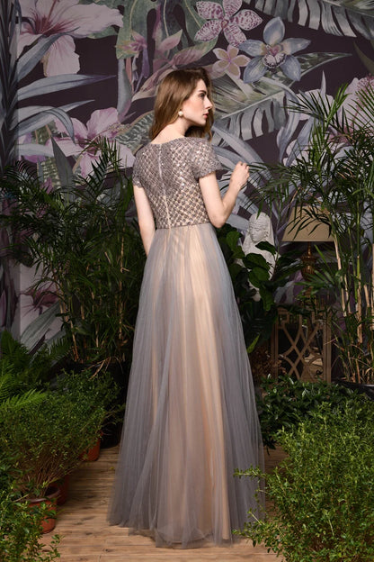 Elegant Evening Dress Short Sleeves Delicate Beaded Gray Tulle Ladies Long Evening Party Wear Gown