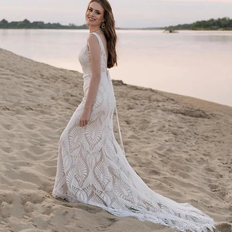 13508# Chic Spaghetti Straps V-Neck Sleeveless Backless Mermaid Lace Simple Bohemian Beach Wedding Dress Bridal Gown
