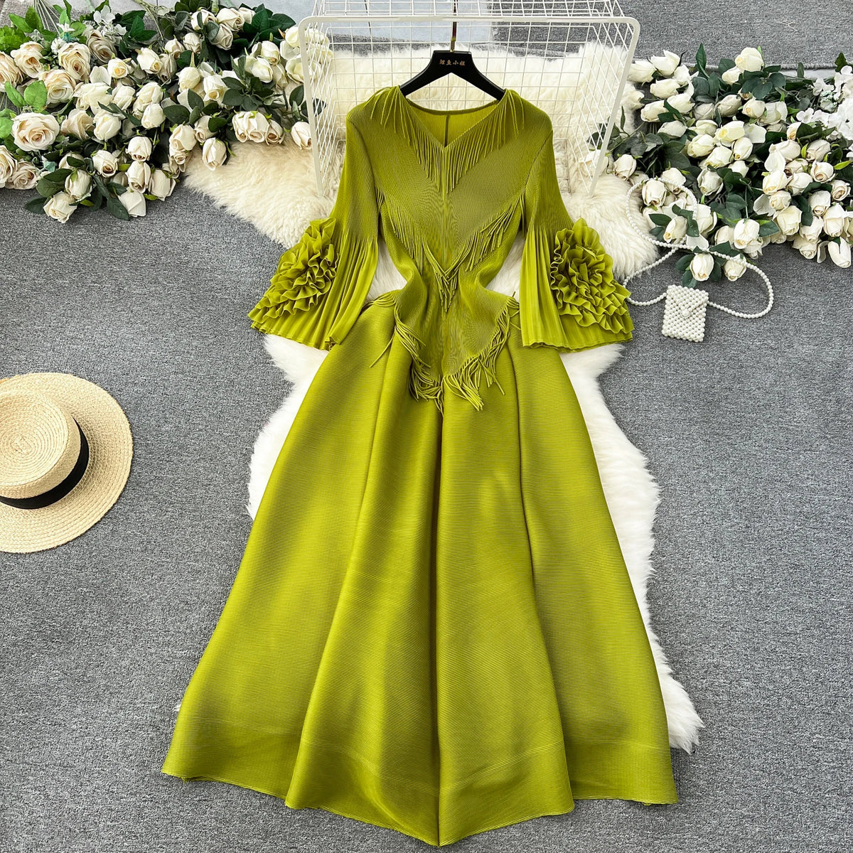 Plus Loose Size Temperament Embroidered Close Edge Round Neck Long Sleeve Party Bouncing Casual Dress