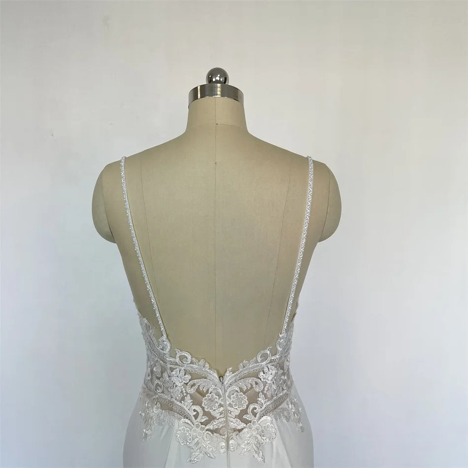 Feishiluo  Luxurious  Mermaid Lace  Appliqued Wedding Dresses  Spaghetti Strap Ivory  Bride Gown Dress  for Women