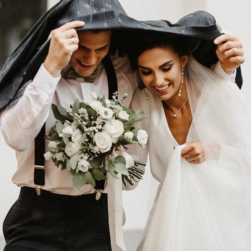 13814# Elegant Long Puff Sleeve Wedding Dress 2022 Simple A-Line Chiffon V-Neck Bridal Gown Button Sweep Train Wedding Gown